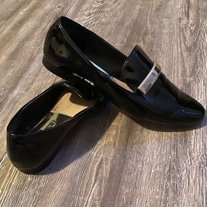 ⭐️ Zara Basic Collection Patent Leather Black Loafers
